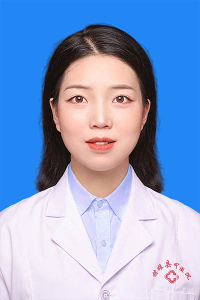 邹婷.jpg
